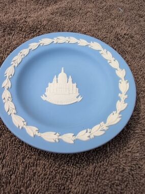 Wedgewood Blue Jasperware-Style Decorative Plate with White Relief